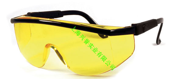 安全防護(hù)眼鏡 安全防護(hù)眼鏡